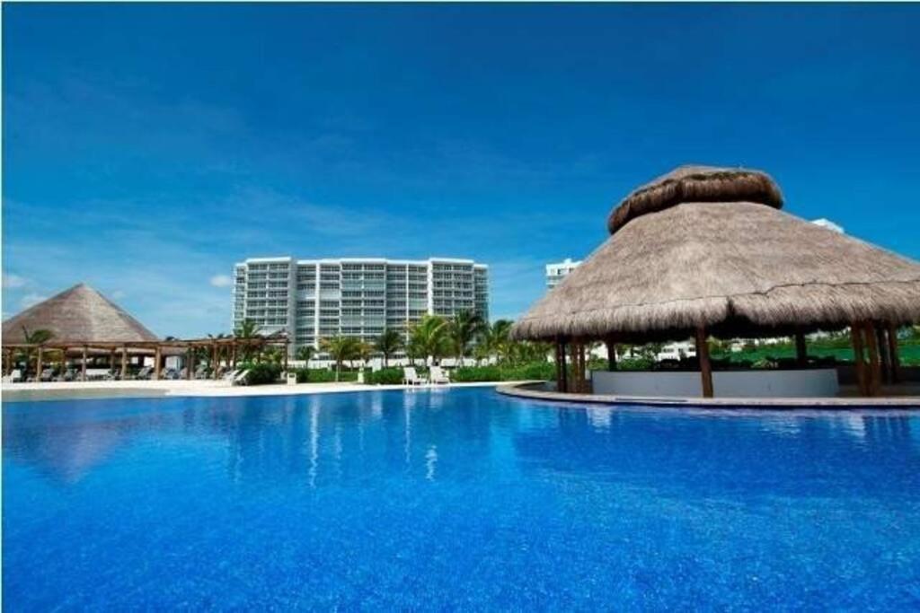 Amara Cancun Beachfront Condo Εξωτερικό φωτογραφία